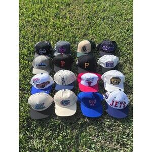 18 SnapBack hat lot